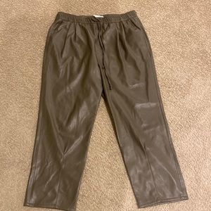Zara taupe vegan leather pull on cropped pant
